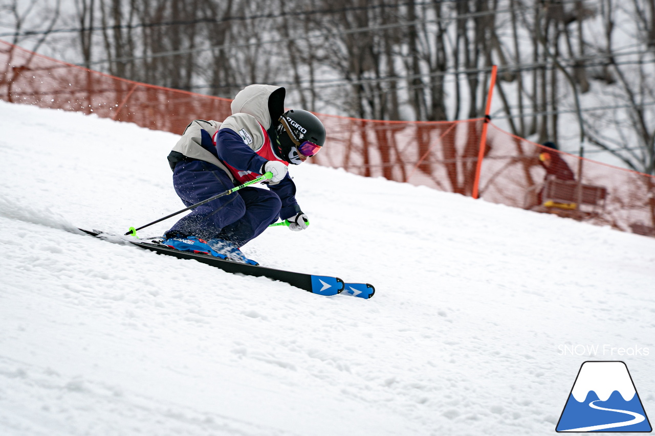 なんと約10年ぶりの「技術選」撮影?! PREMIER SKI ACADEMY presents 『2026プレミアカップ・スキー技術選』レポート！｜朝里川温泉スキー場